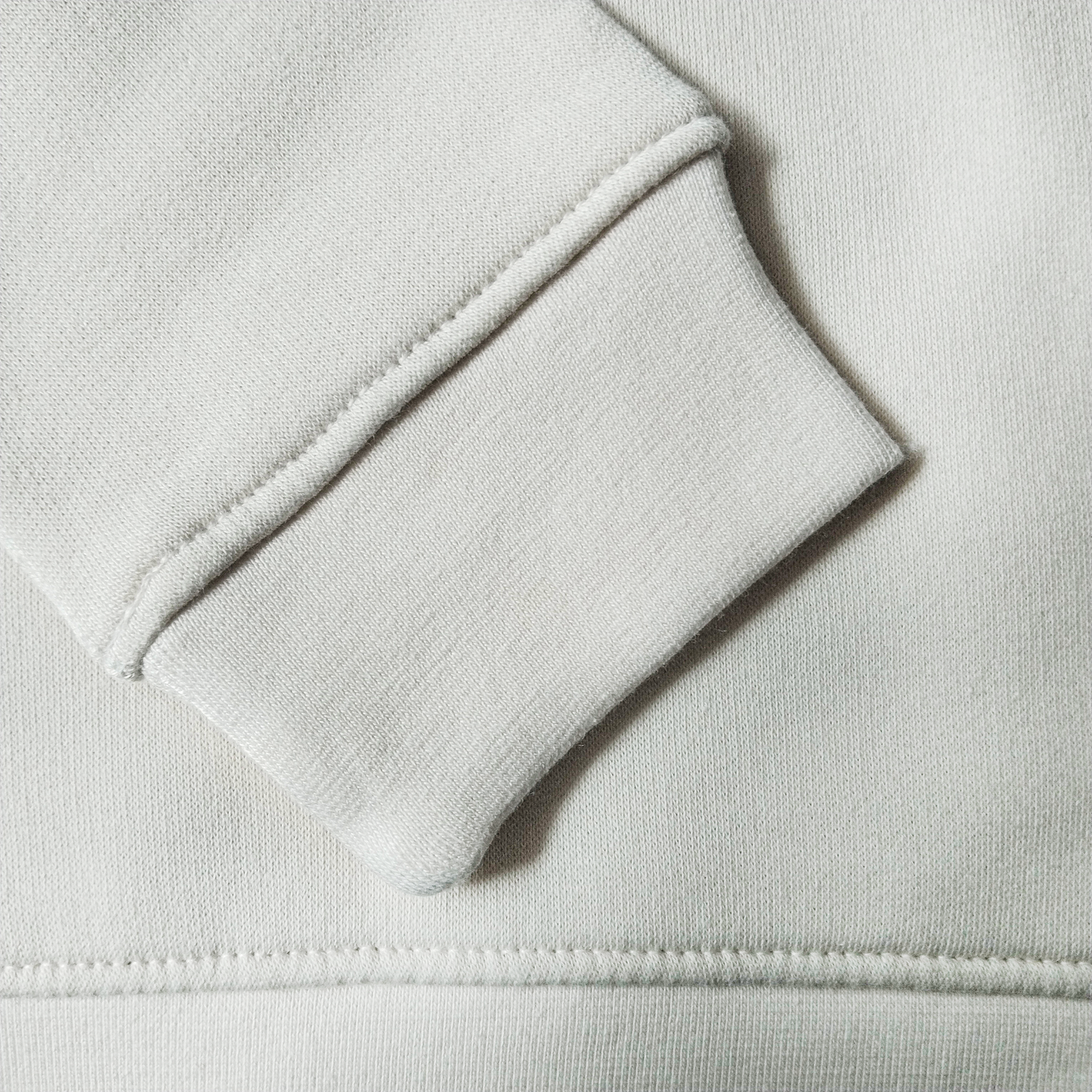 Girls Off White “London England” Sweatshirt